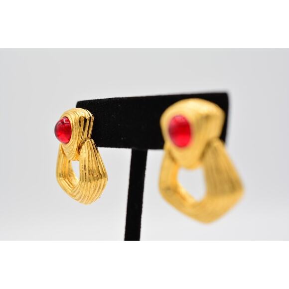 Givenchy Vintage Red Cabochon Earrings Post Brushed Gold Dangle Signed 80s Bin4 - Picture 3 of 12